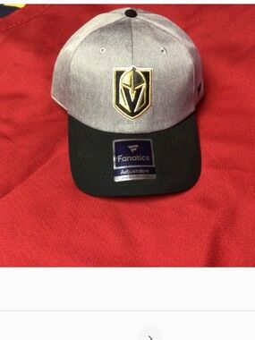 NHL Las Vegas Golden Knights hat NWT